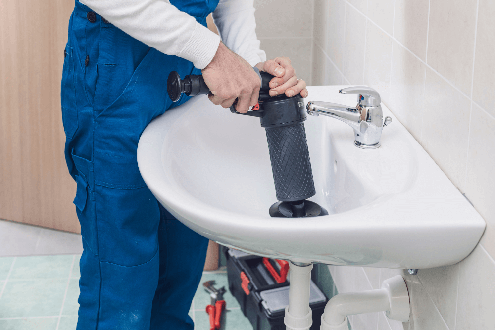 Expert plumbing tools and equipment Dubai